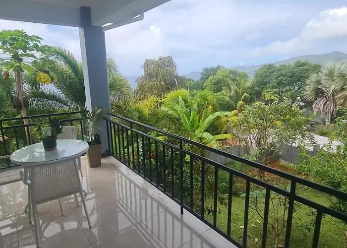 Royale Anse Royale