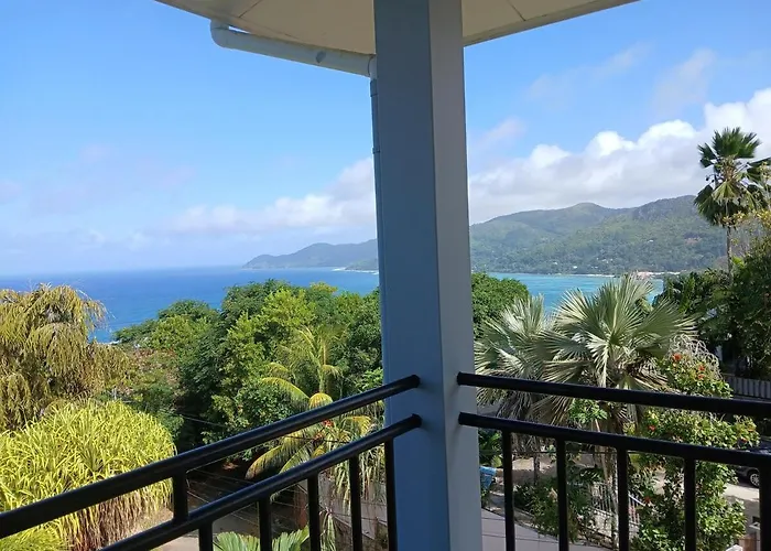 Royale Vila Anse Royale